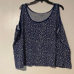 Blue Leopard Print Women's Top and shorts sleep set size 30/32 Avenue Body